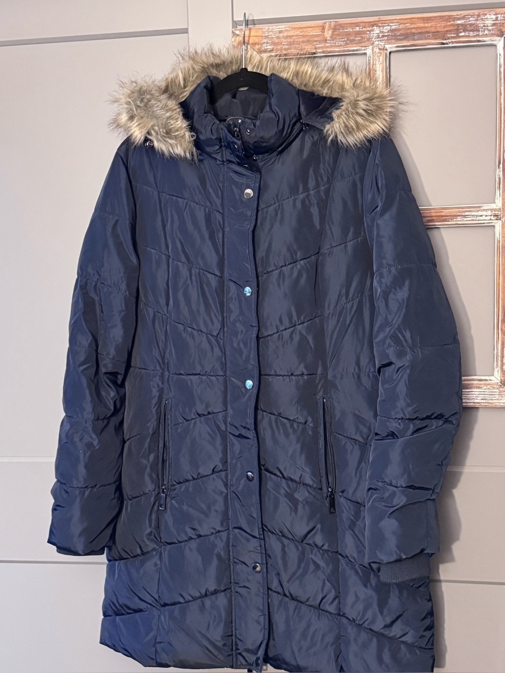 Women's Navy Quilted Hooded Puffer Coat with Faux Fur Trim